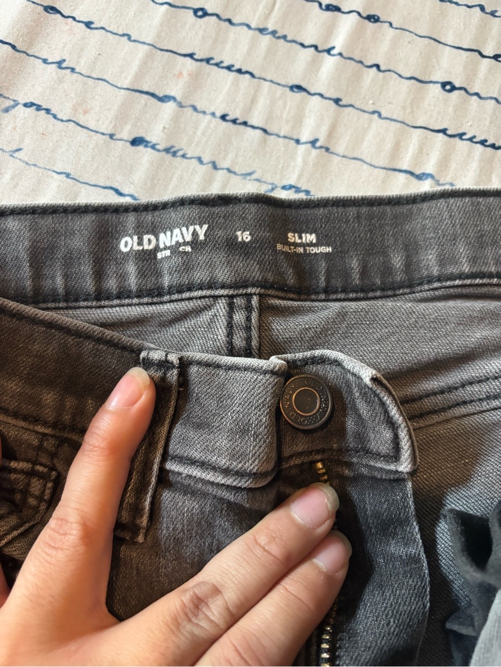 Old Navy Kids Slim Jeans in Gray